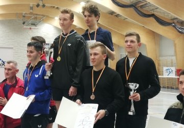 DRUŻYNA CHŁOPCÓW W BADMINTONIE ZAJĘŁA III MIEJSCE W MAŁOPOLSCE