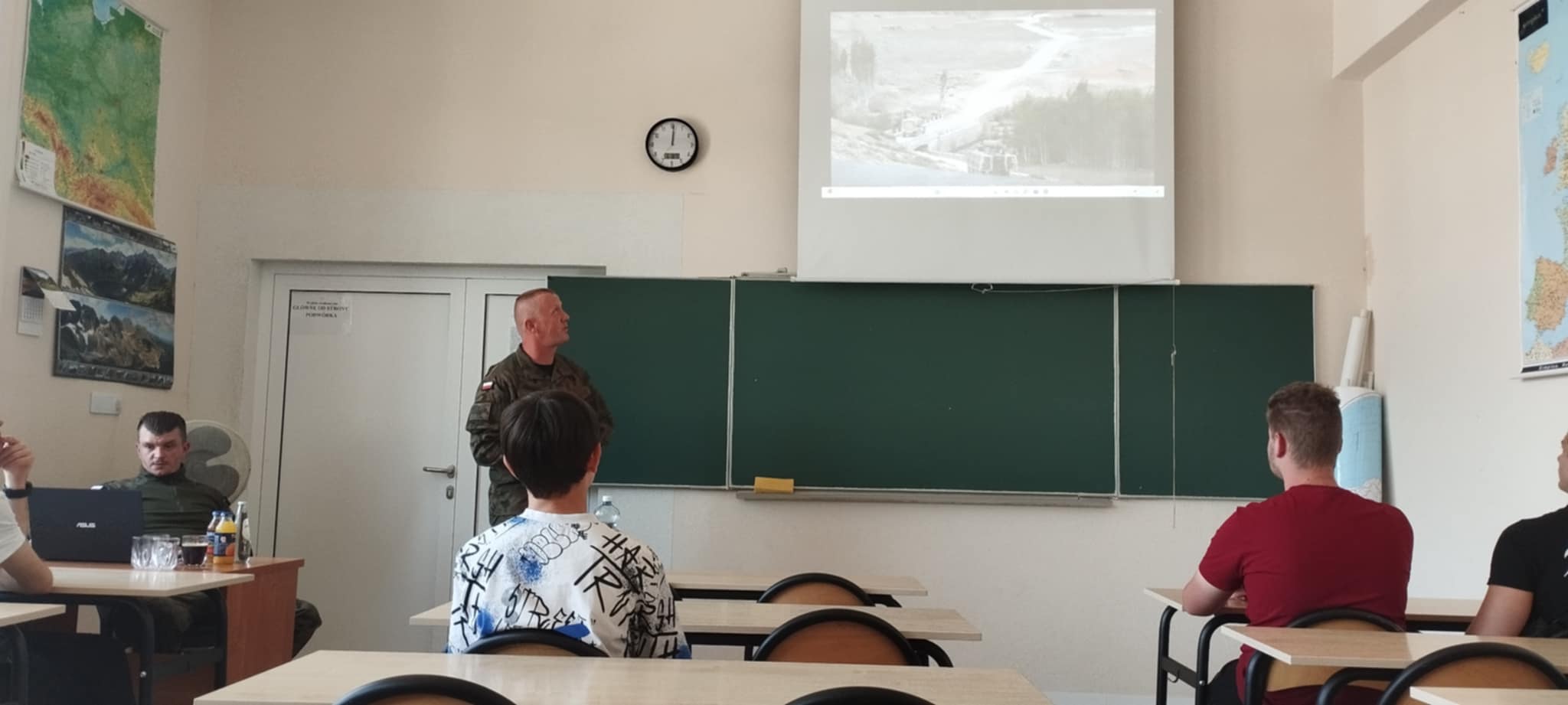 Spotkanie z Weteranami 113 Batalionu Lekkiej Piechoty w Naszej Szkole!